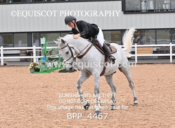 BPP_4467 - CLASS 5 WED Redpost Equestrian Senior Foxhunter/1.20m Open