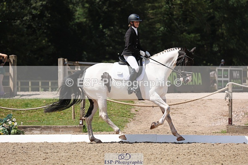 240719-121256-01610 - 123-Michelle_Wallis-Alvescot_Winning_Mood