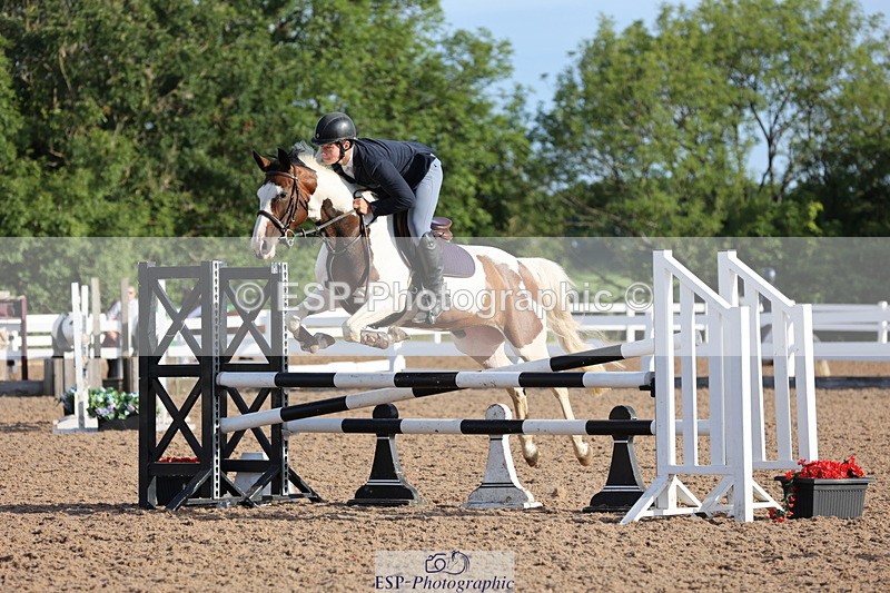 240629A-073508-02134 - Cls 16 British Novice and 80cm Open