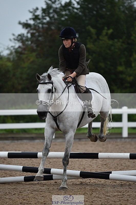 220829A-153442-00094 - Clear Round & 60cm  1a - 1b