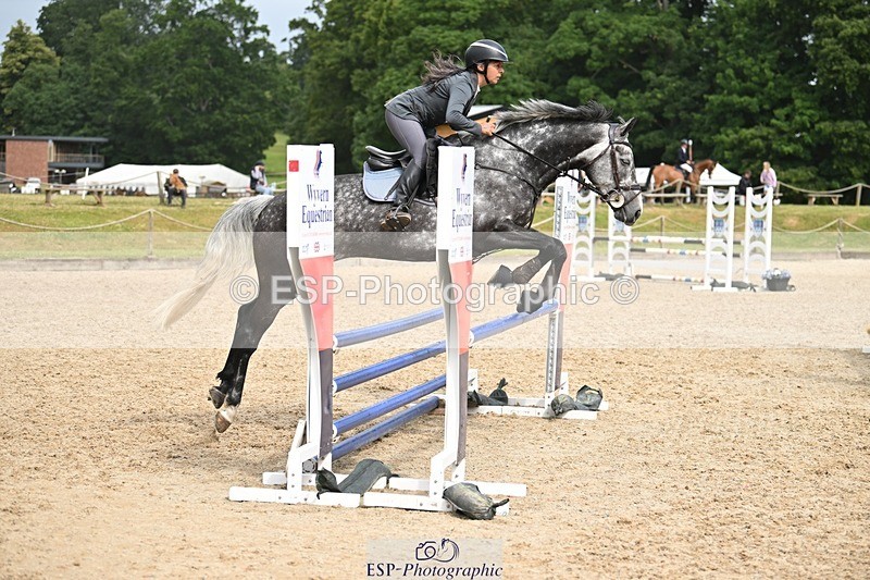 240704-100358-00516 - Cls 6 British Novice and 90cm Open