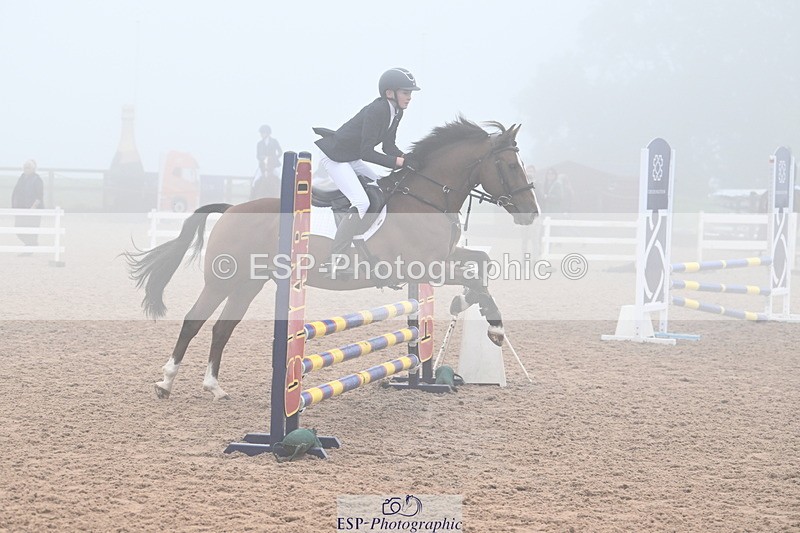 240907A-090938-00036 - Cls 1 Pony Intro 70cm