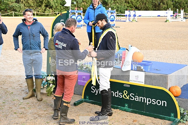 251024A-164623-15200 - 3 Star Presentations