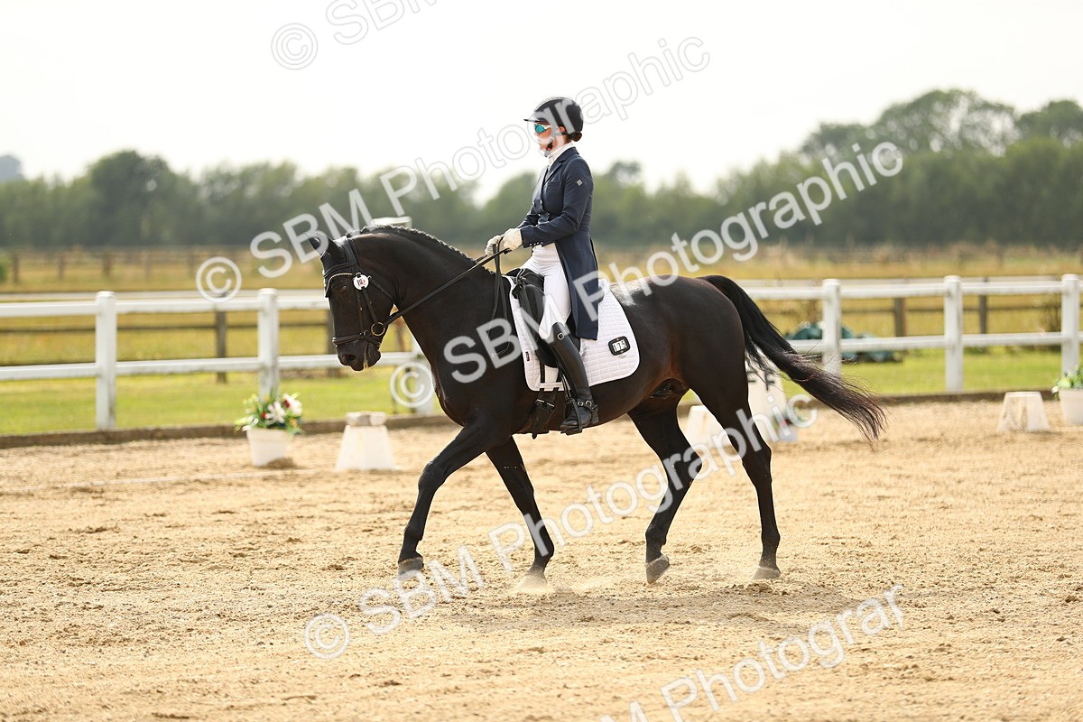 SBM_018305 - Class 11 - INT IN 15.40-16.12