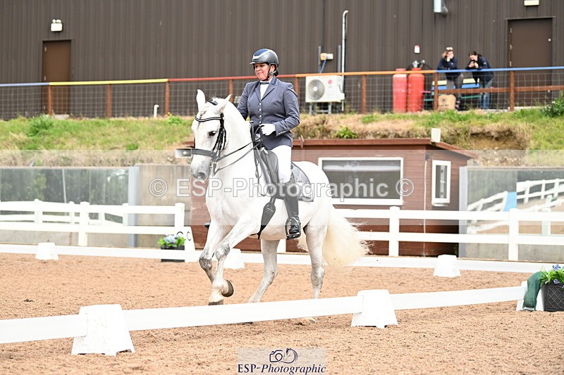 240815A-145136-02104 - 105-PAULA.LEE-Deseado.Santo