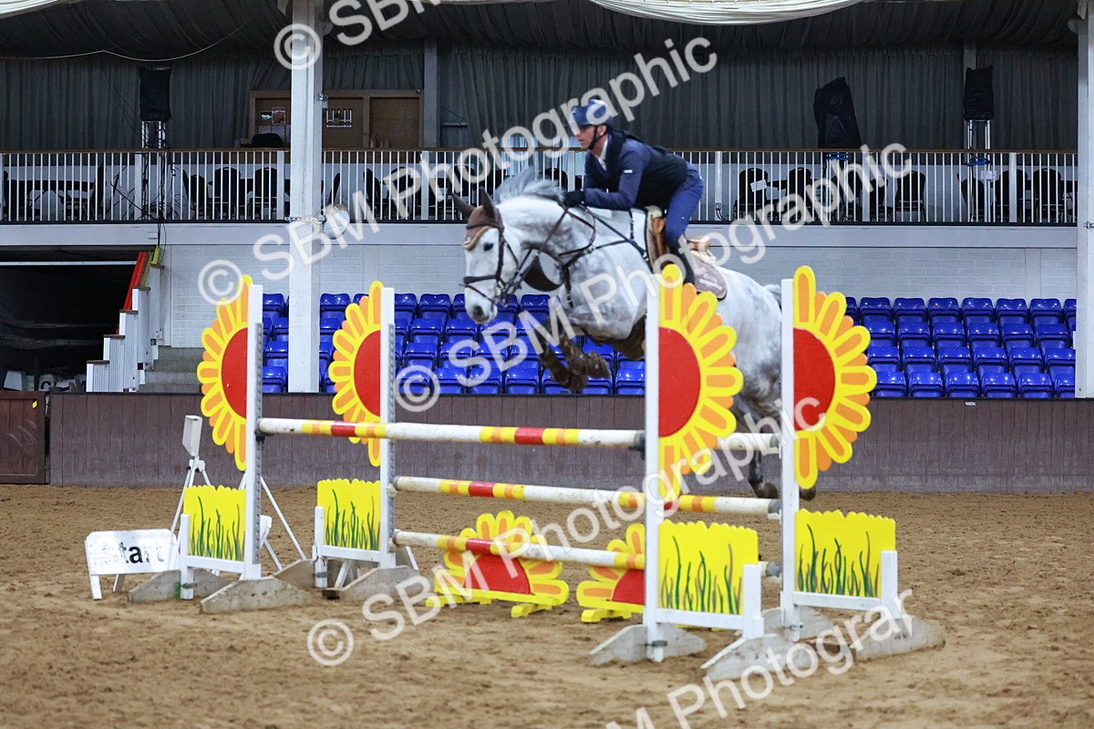 SBM_002588 - Class 5 - Senior Foxhunter 1.20m