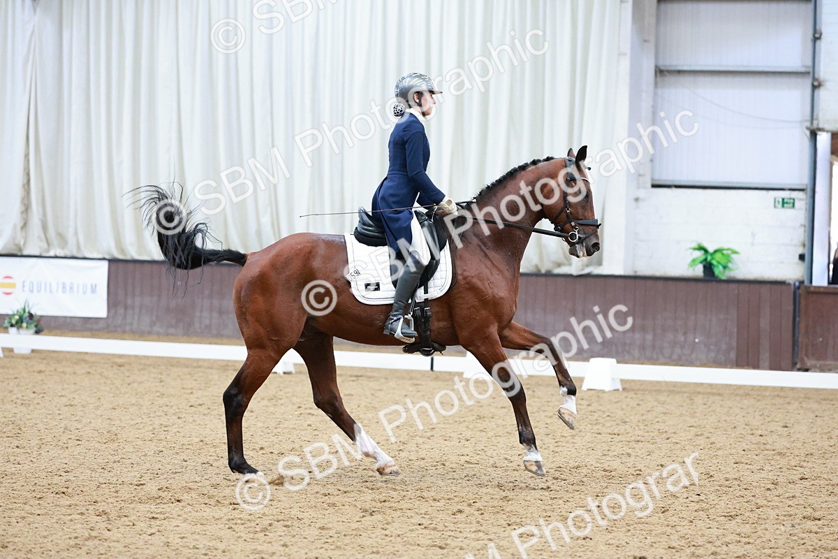 SBM_016446 - Class 5 - FEI INT II - 17.24-18.20