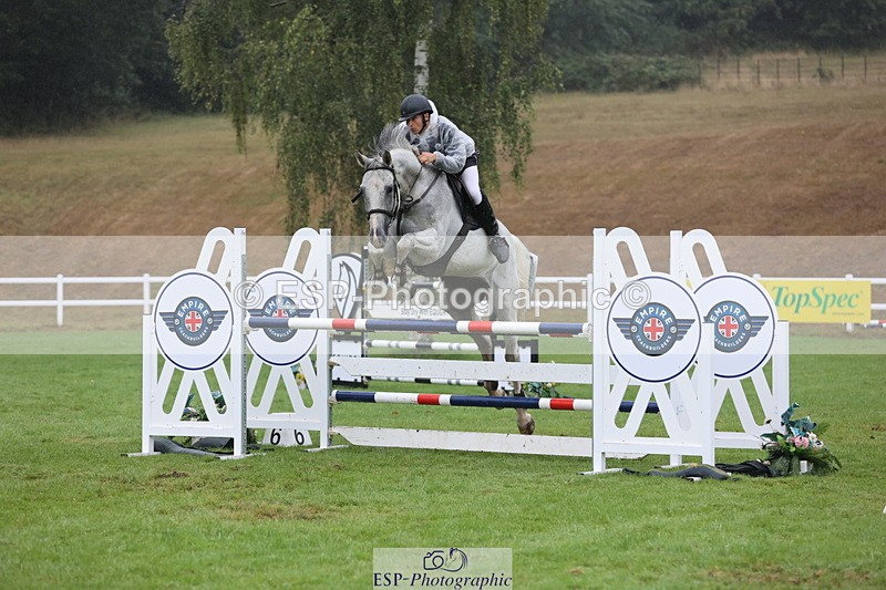 250830A-135214-06817 - Cls 16 Snr Newcomers and 1.10m Open