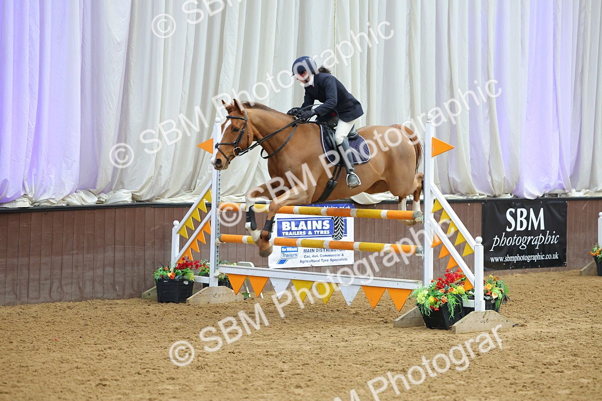 SBM_010835 - Class 23 - Senior Newcomers/ 1.10m Open - First Round (1.10m)
