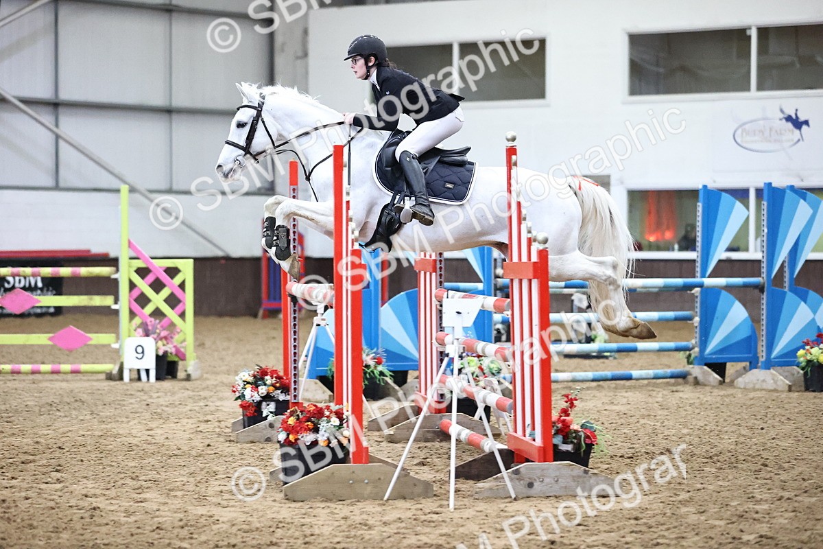 SBM_004886 - Class 16 - Senior Newcomers - 1.10m