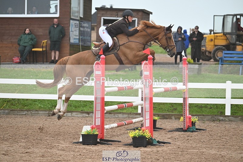 240720A-114840-14585 - Cls 11, 1 Star Bronze Tour 1.15m