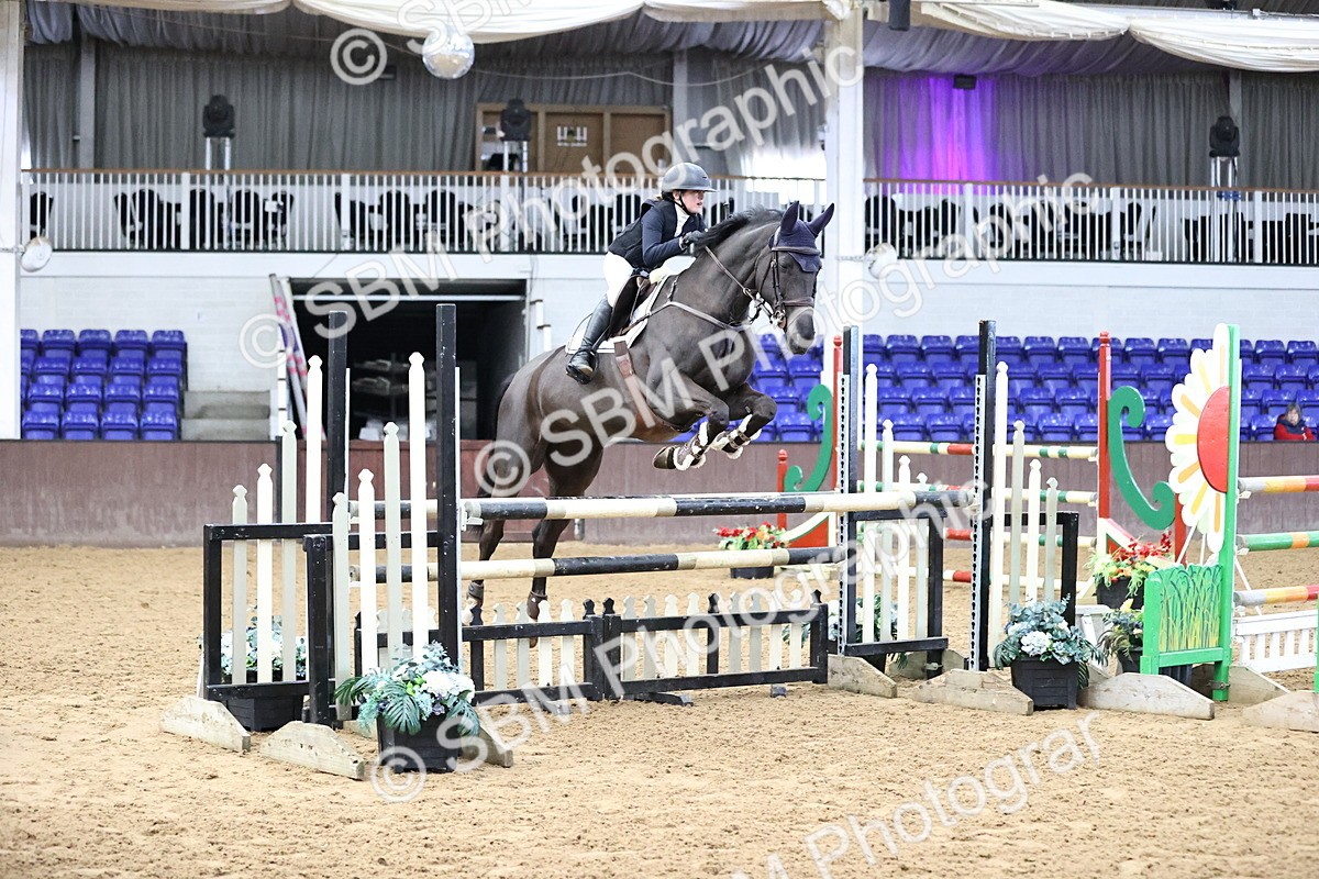 SBM_006397_Class 17 - Senior Foxhunter - 120m - Cart - Allegra