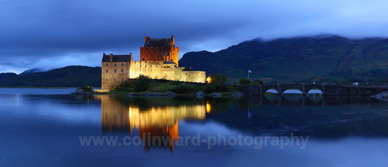 Panoramic view of Eileen Donan Castle.   ref20203 - Panoramic Landsapes