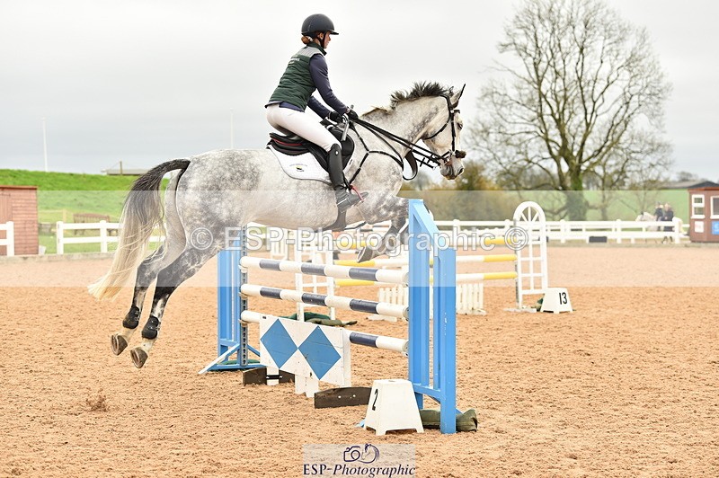 231122A-130022-00387 - Cls 4 Newcomers & 1.10m Open