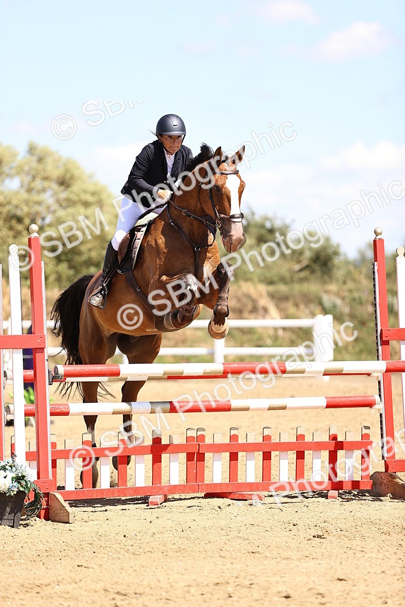 SBM_015030 - Class 15 - Senior Newcomers - 1.10m Open