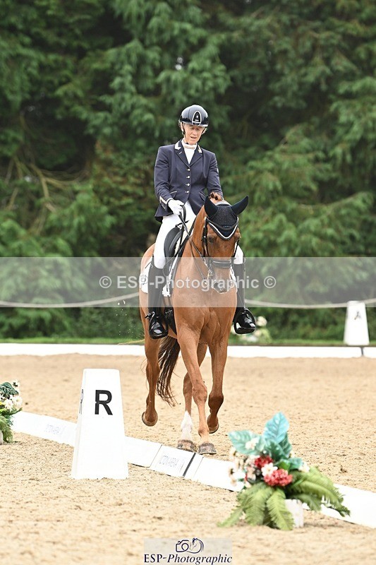 240811-114222-05578 - 253-Pauline.Jaggs-Emilio.Onneke