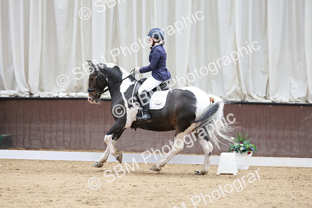 SBM_009826 - Class 6b - Novice 6 - 12.40-13.43