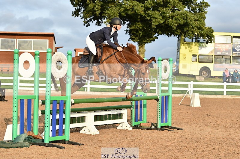 220829A-182100-00544 - 90cm classes