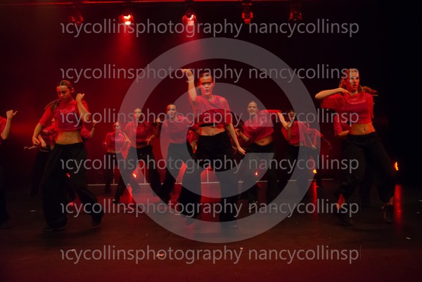 00956 - Nicki Minaj Medley