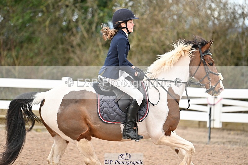 240310A-111027-02253 - Cls 4 Pony Discovery and 90cm Open