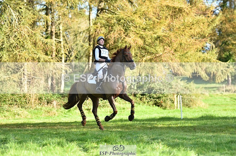 231022-102444-25334 - 221-RUBIN.MOON.SB-Gemma.Watts-XC