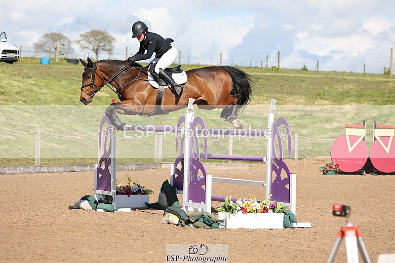 240419A-161632-09275 - Cls 10, 2 Star Big Tour 145cm  15.45 to 16.35 break