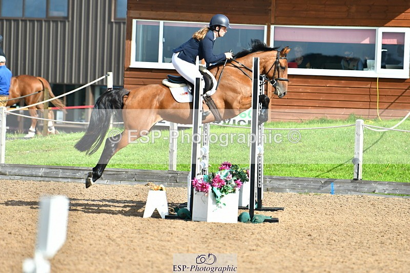 230811A-093106-03057 - Cls 14 A&B Snr Disco & 1.00m Open