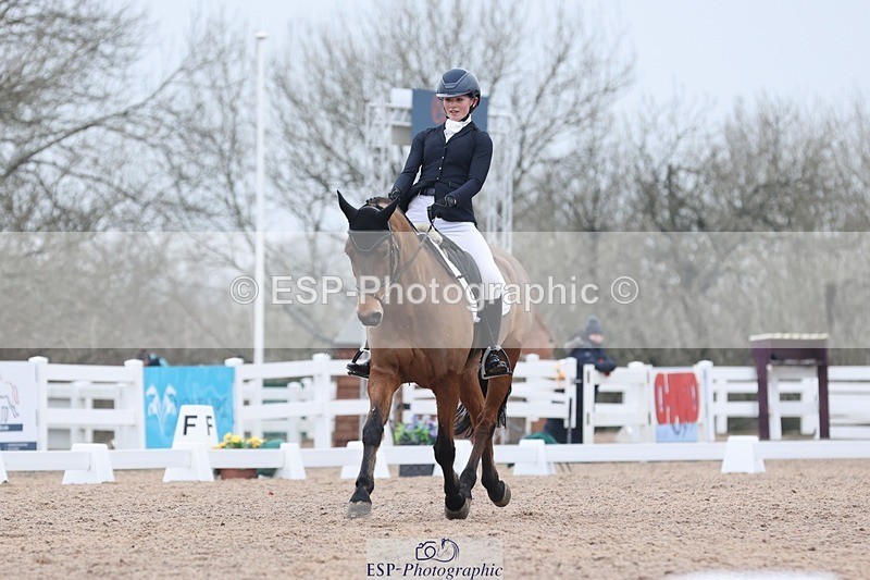 250216-132001-05935 - 111-Isabella.Owers-Hoppenhofs.Canda.Z