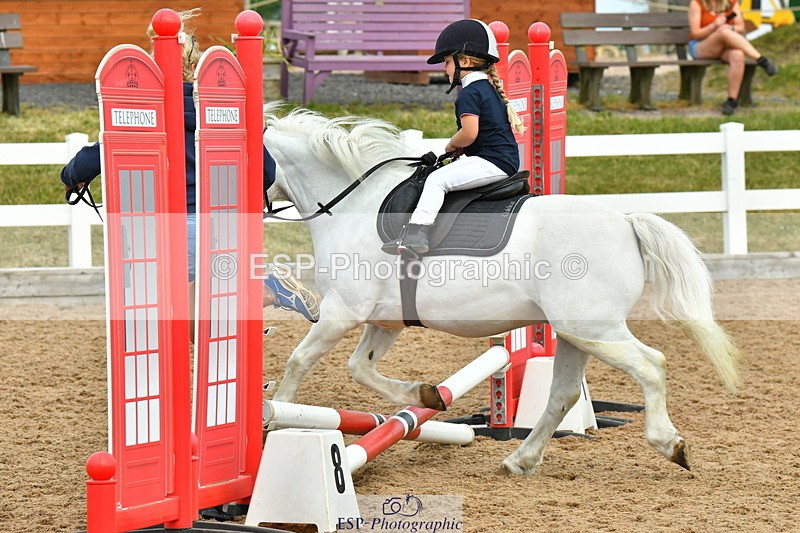 230609A-182119-02199 - Jolly Jumps Ride and Run