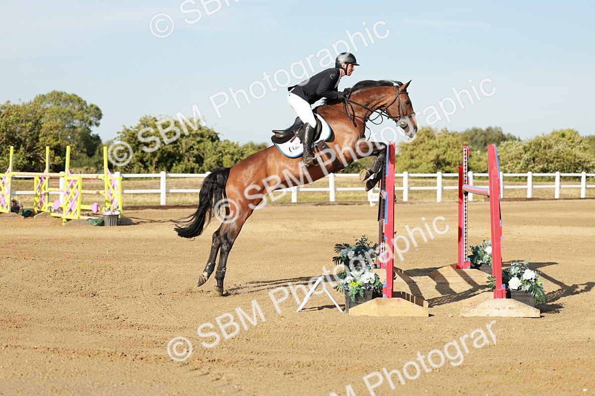 SBM_008733 - Class 6 - National 1.30m 1.40m Open Handicap
