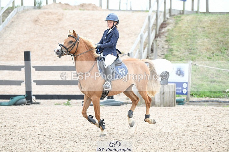 250807-103512-00186 - 80cm Round 1