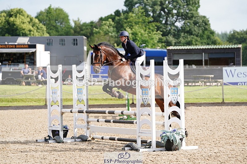 250613A-084352-00995 - Cls 8 85cm Schooling Round