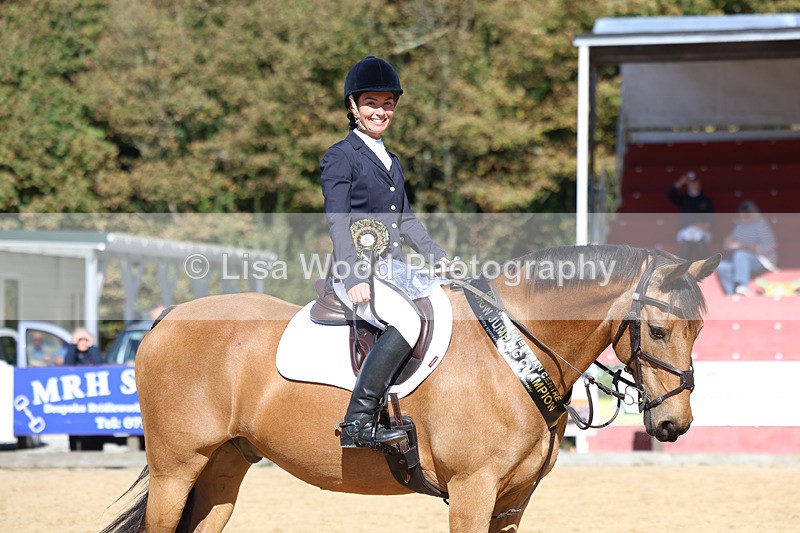 3E7A4614 - Class 7: 70cm Senior