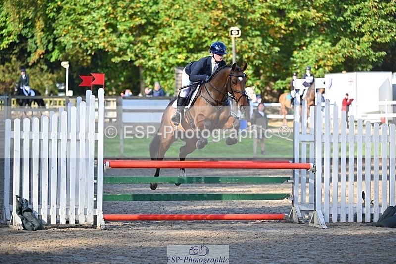 241027-103153-16377 - 328-Zara.Head-FOURFIELDS.LOVEHEART