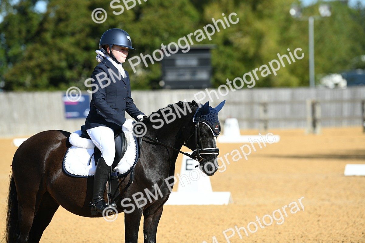 SBM_16343 - D4 - Small Tour Championship - Intro B