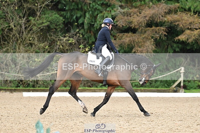 251023A-115828-02134 - B-140-Charlotte.Ward