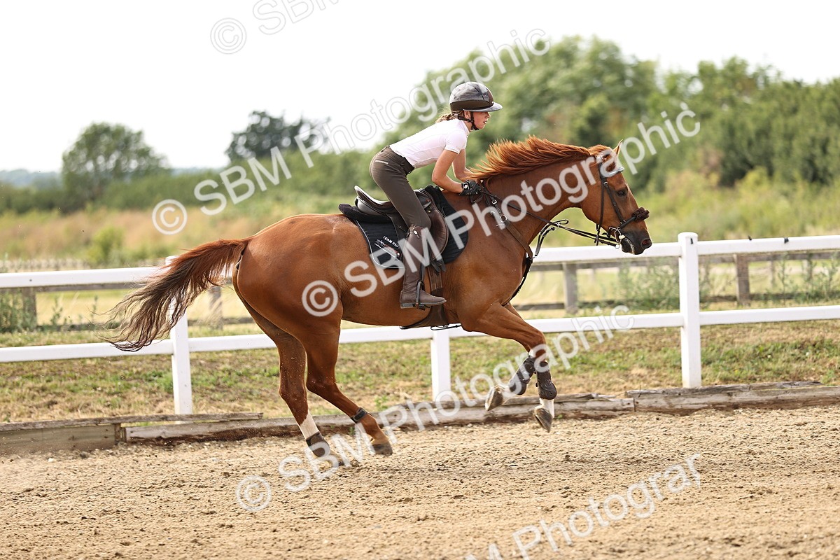 SBM_002427 - Class 18 - Ariat Senior British Novice- 90cm Open