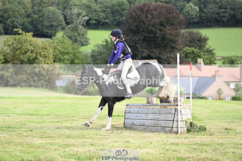 240825X-110556-32441 - 70cm XC 11.00 to 12.00