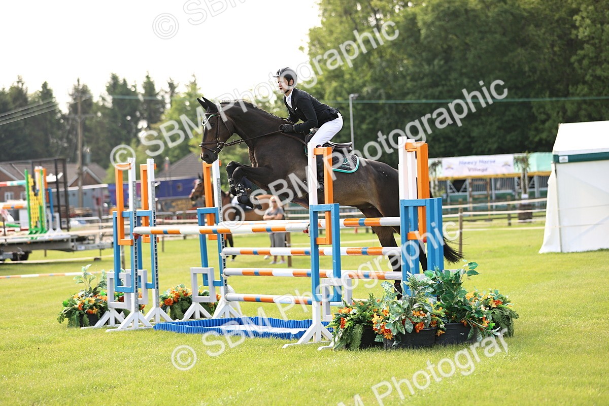 SBM_01136 - Class 200 - Martin Grant Homes Welcome Stakes 1.25m Open