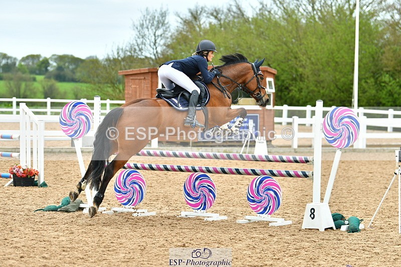 230507A-121515-07681 - Cls 42 95cm Amateur Quali