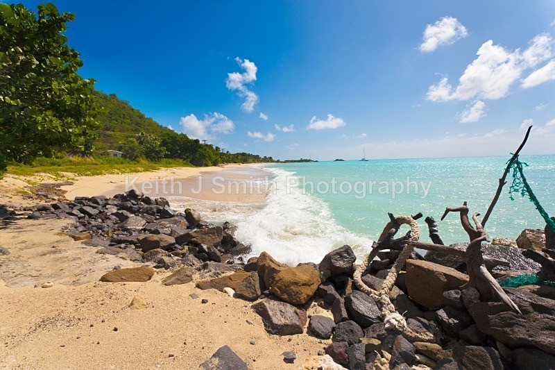 YR6M3303 (RM) - Worldwide