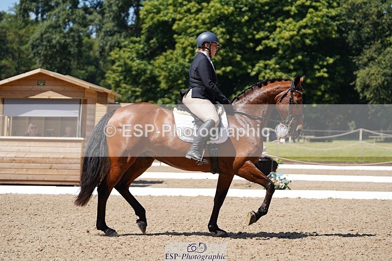 240719-114922-01316 - 279-Philippa_James-Lily_ley