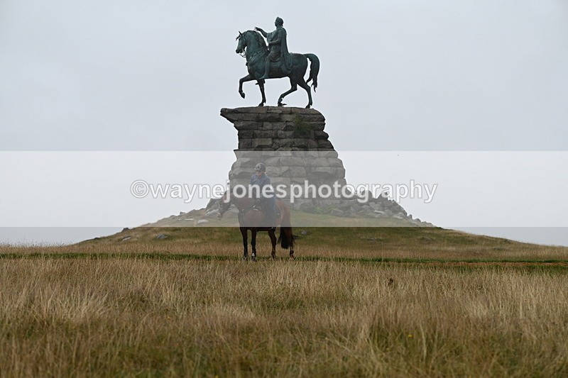 DSC_1072 - Time at Statue 10:58 to 11:53