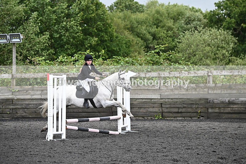 WJ6_0149 - Class 13 Novice 60cm