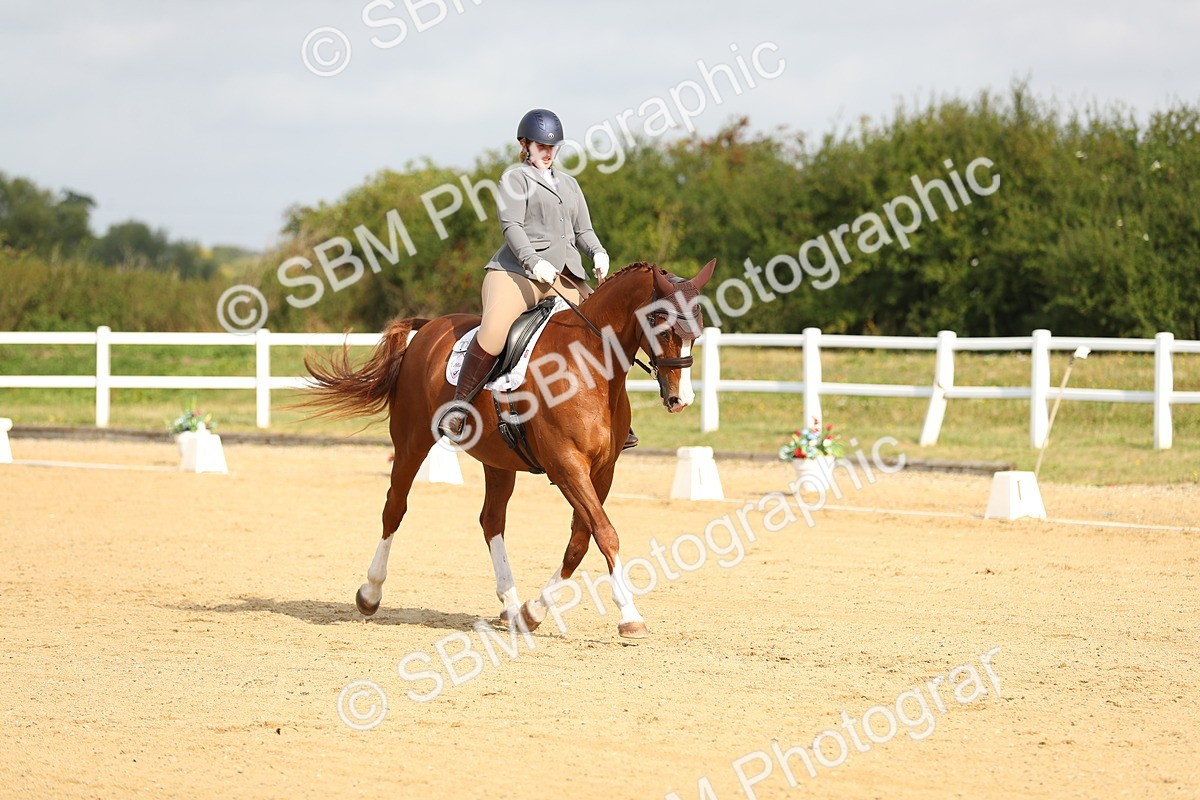 SBM_015443 - Class 14 - Novice 23 - 9.05-10.08