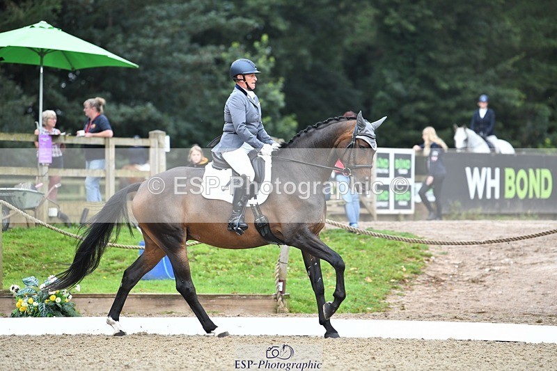 230812-090342-02701 - Cls 6 Novice Silver Start to 10.20 break