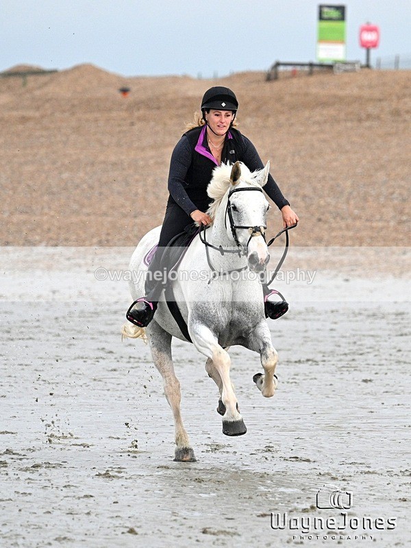 WJ7_9357 - Hayling Island Beach Shoot 22-09-24