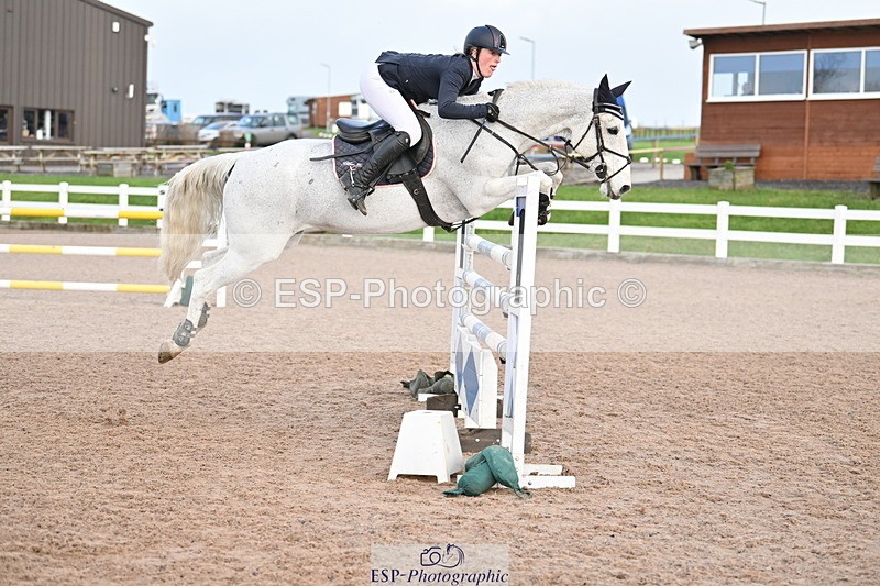 231209A-132450-01911 - Cls 13 Foxhunter & 1.20m Open