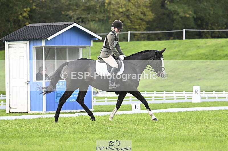 251023A-105254-02946 - F-409-Gemma.Wells