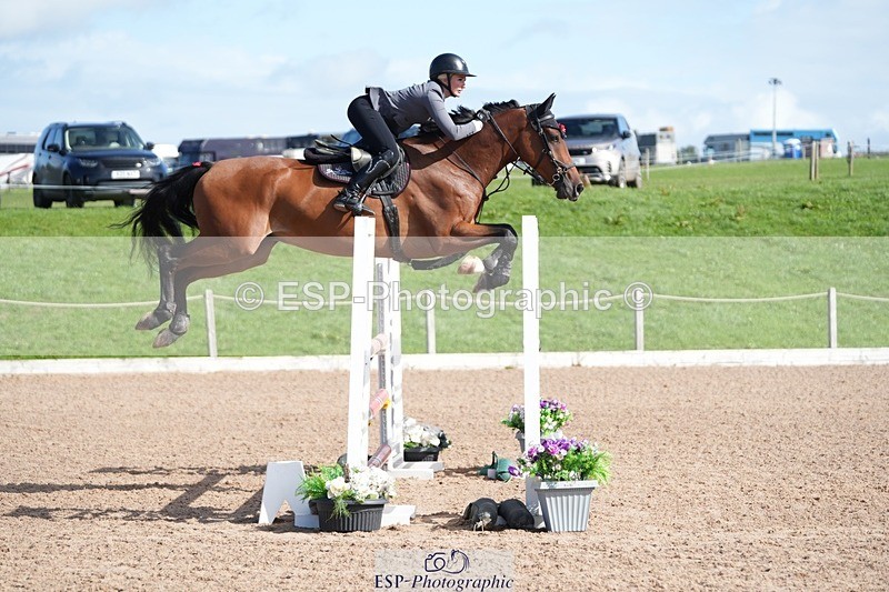 250913-111030-06339 - Cls 14 Snr Newcomers